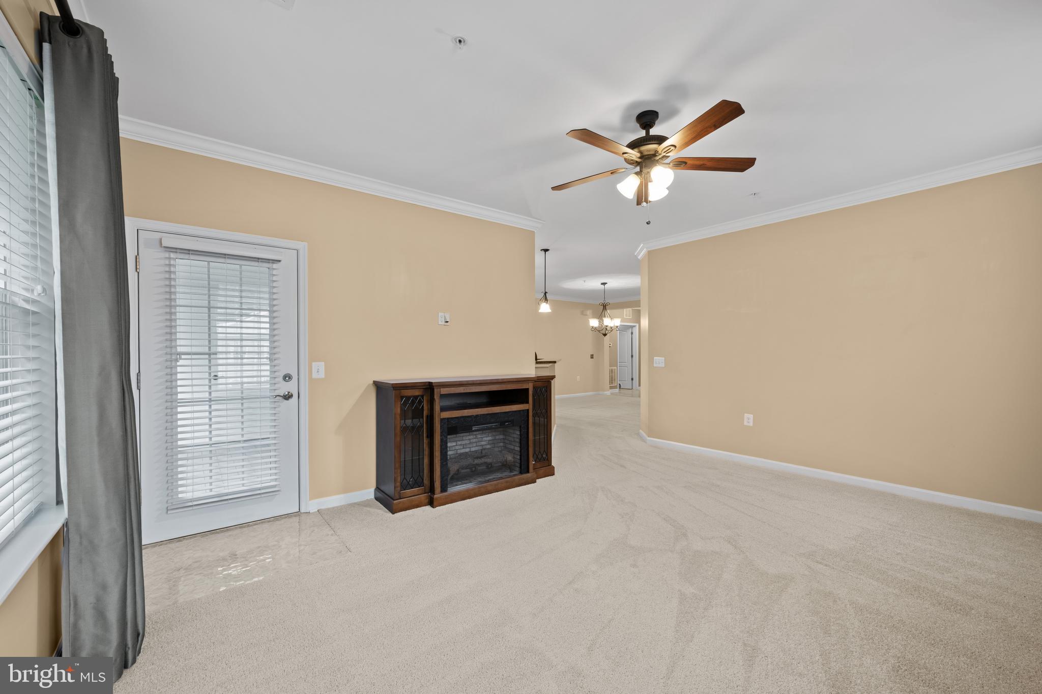 CARROLLS CREEK - Residential