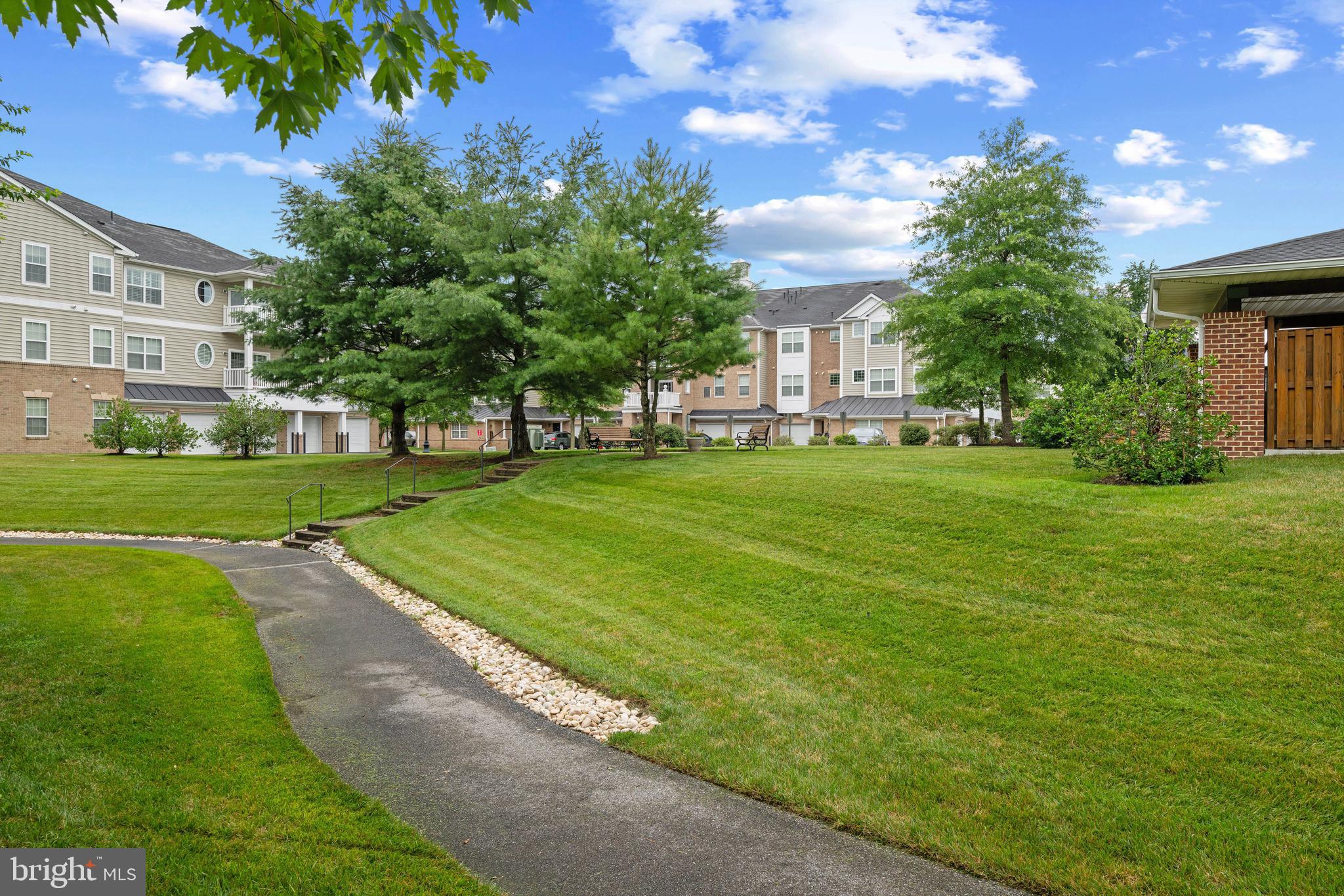 CARROLLS CREEK - Residential