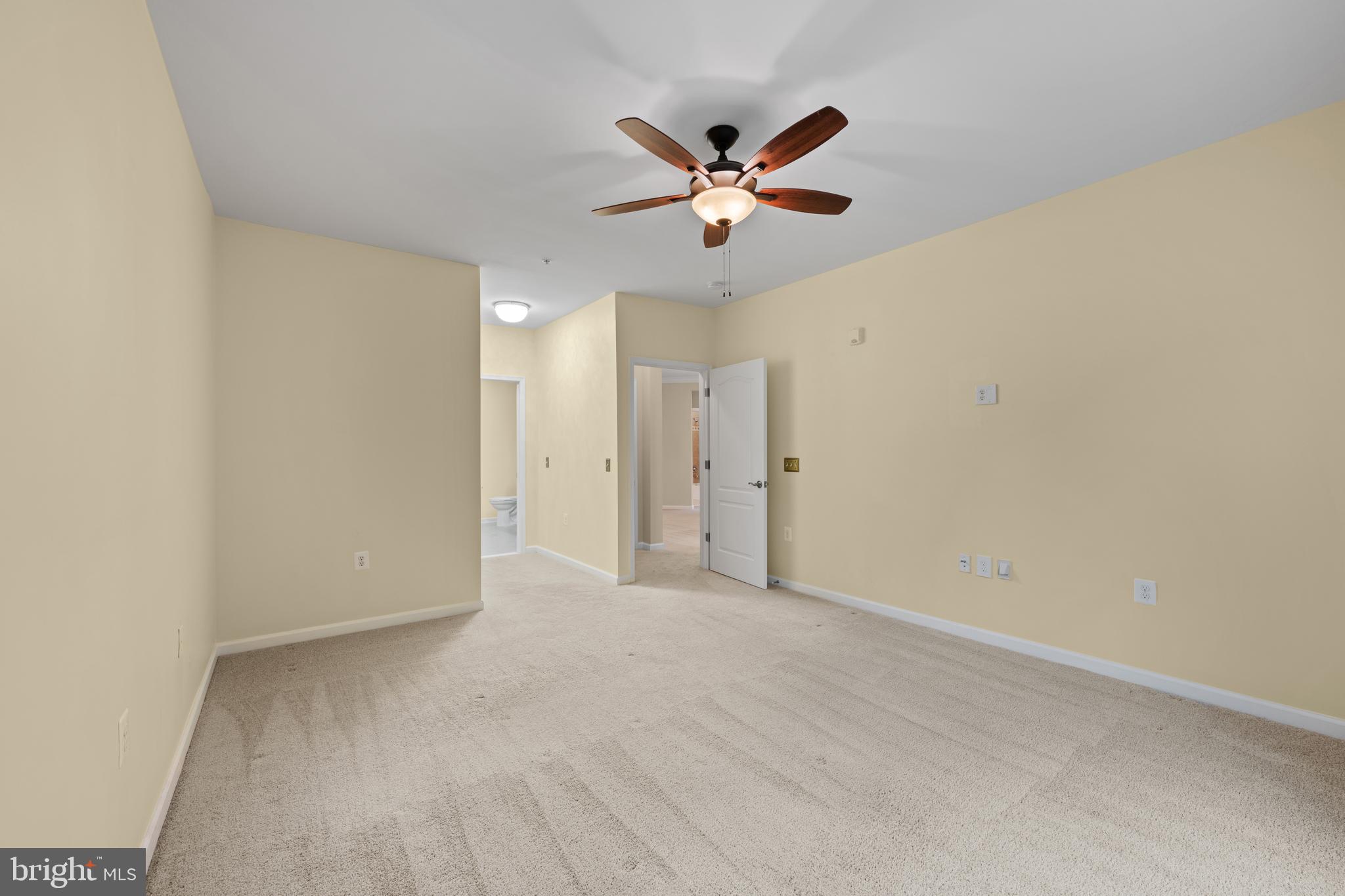 CARROLLS CREEK - Residential