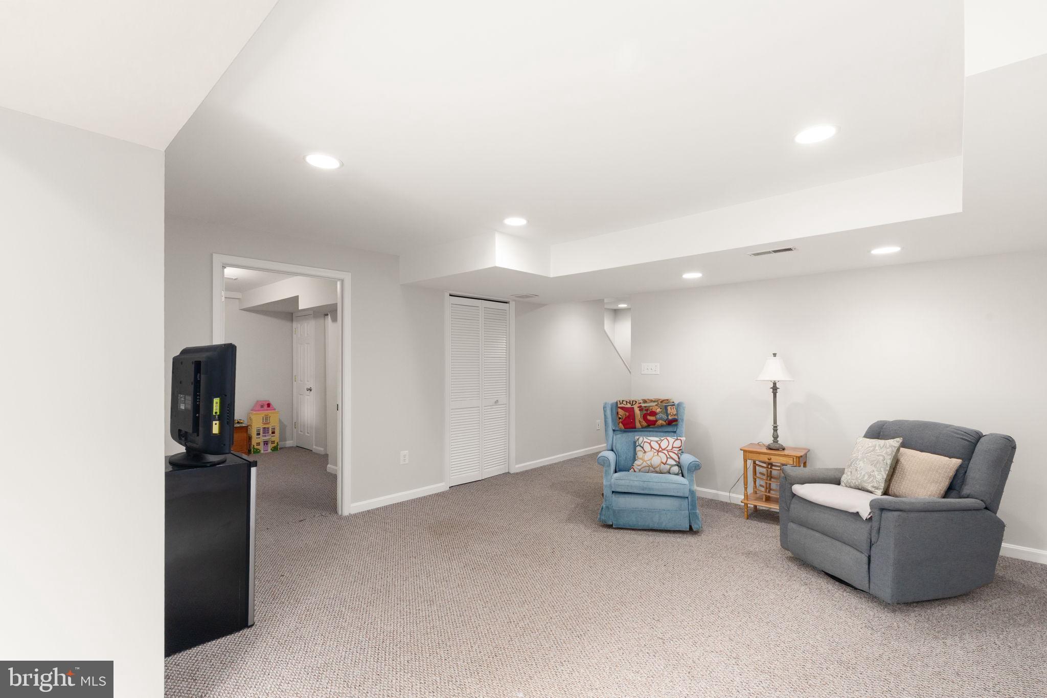 WESTMINSTER HIGHLANDS - Residential