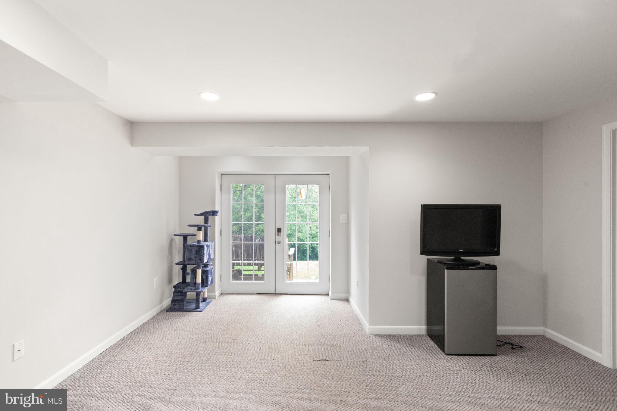 WESTMINSTER HIGHLANDS - Residential