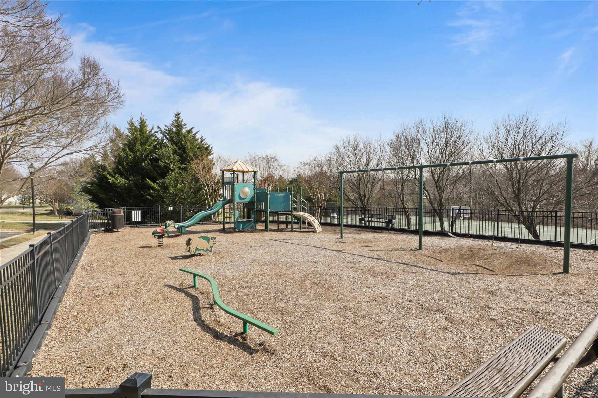 DOMINION VALLEY - Residential