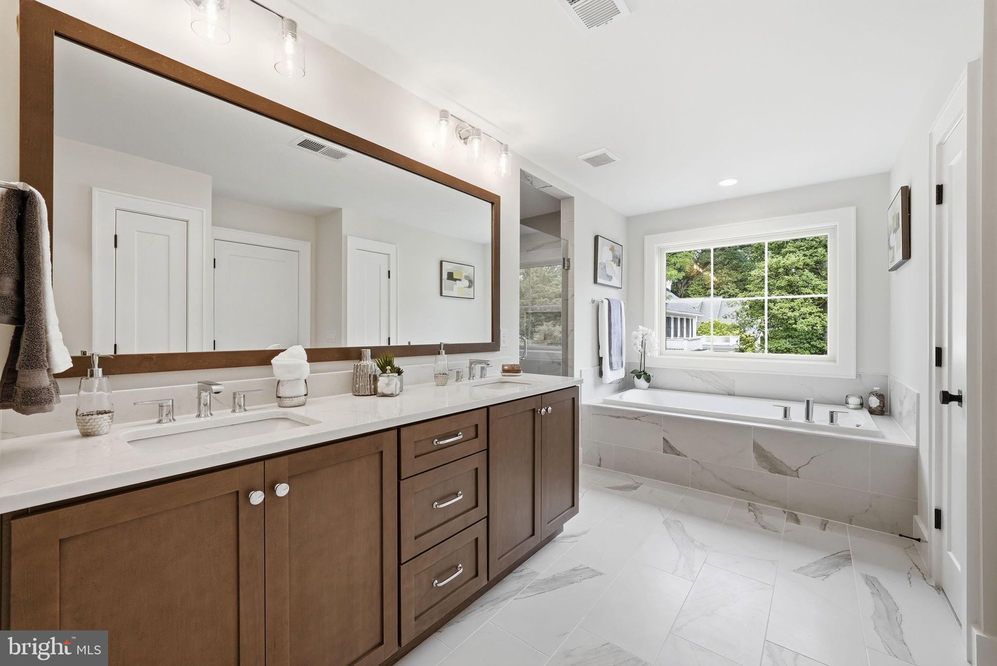 OAK HAVEN - Residential