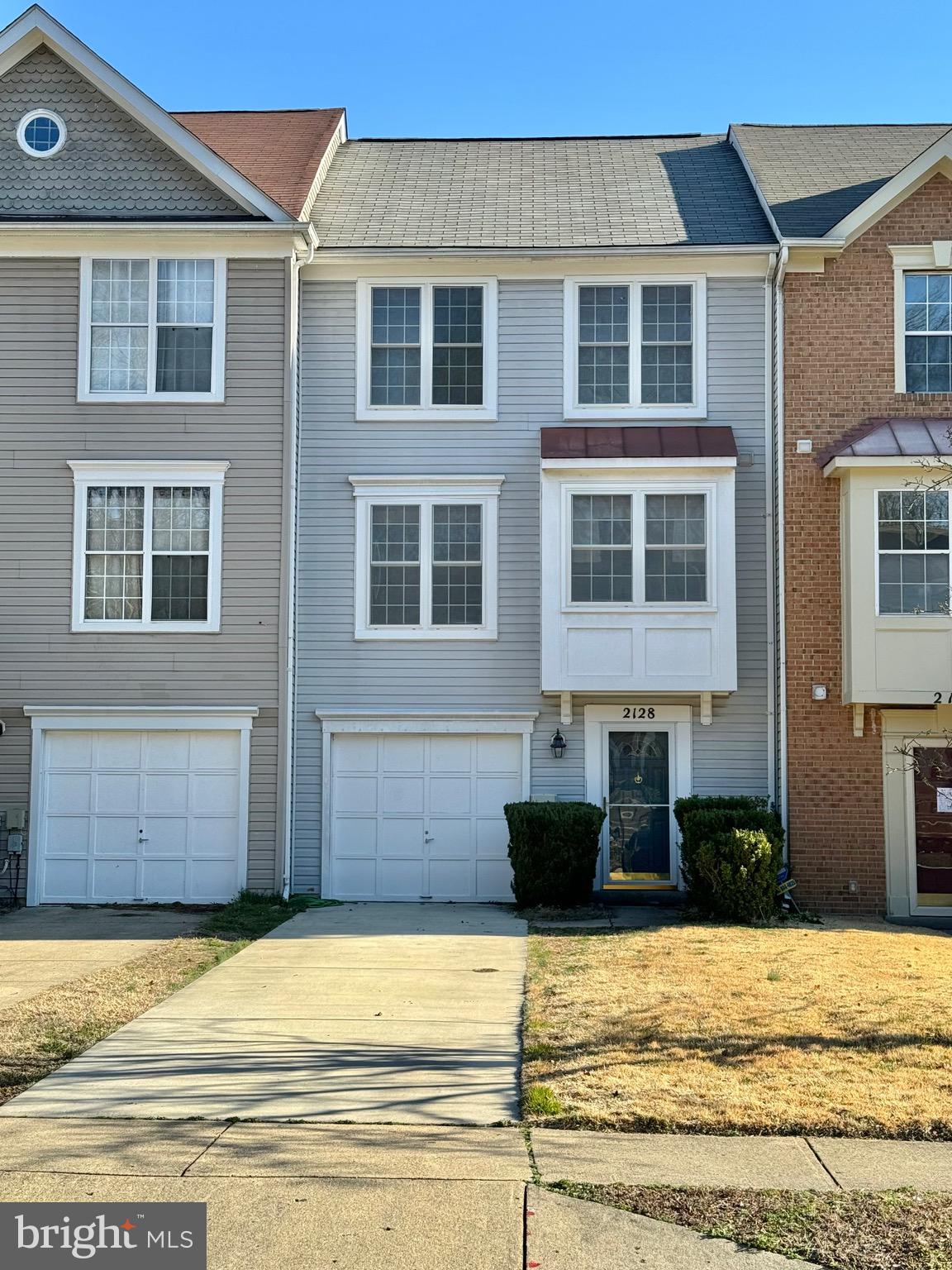 SEVEN OAKS - Residential Lease