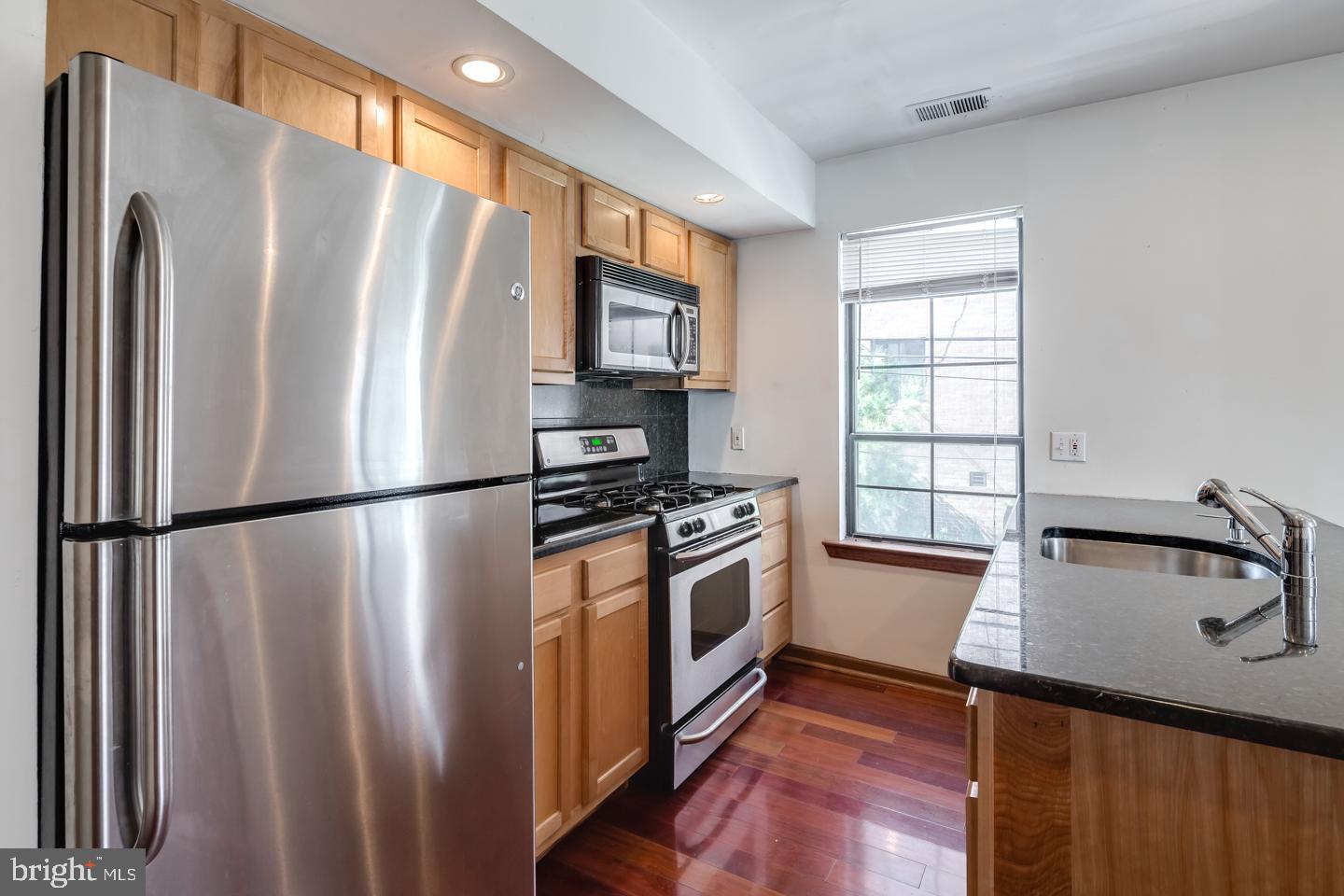 GRADUATE HOSPITAL - Residential Lease
