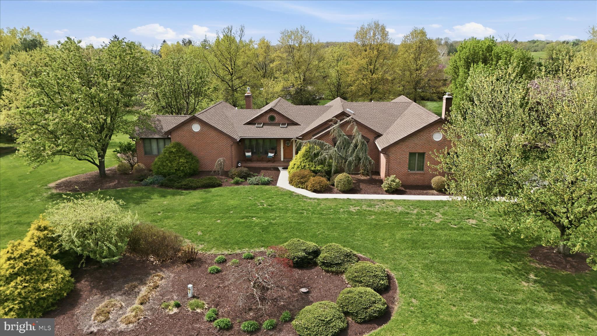 LAURICH TOWN HILL ESTATES - Residential