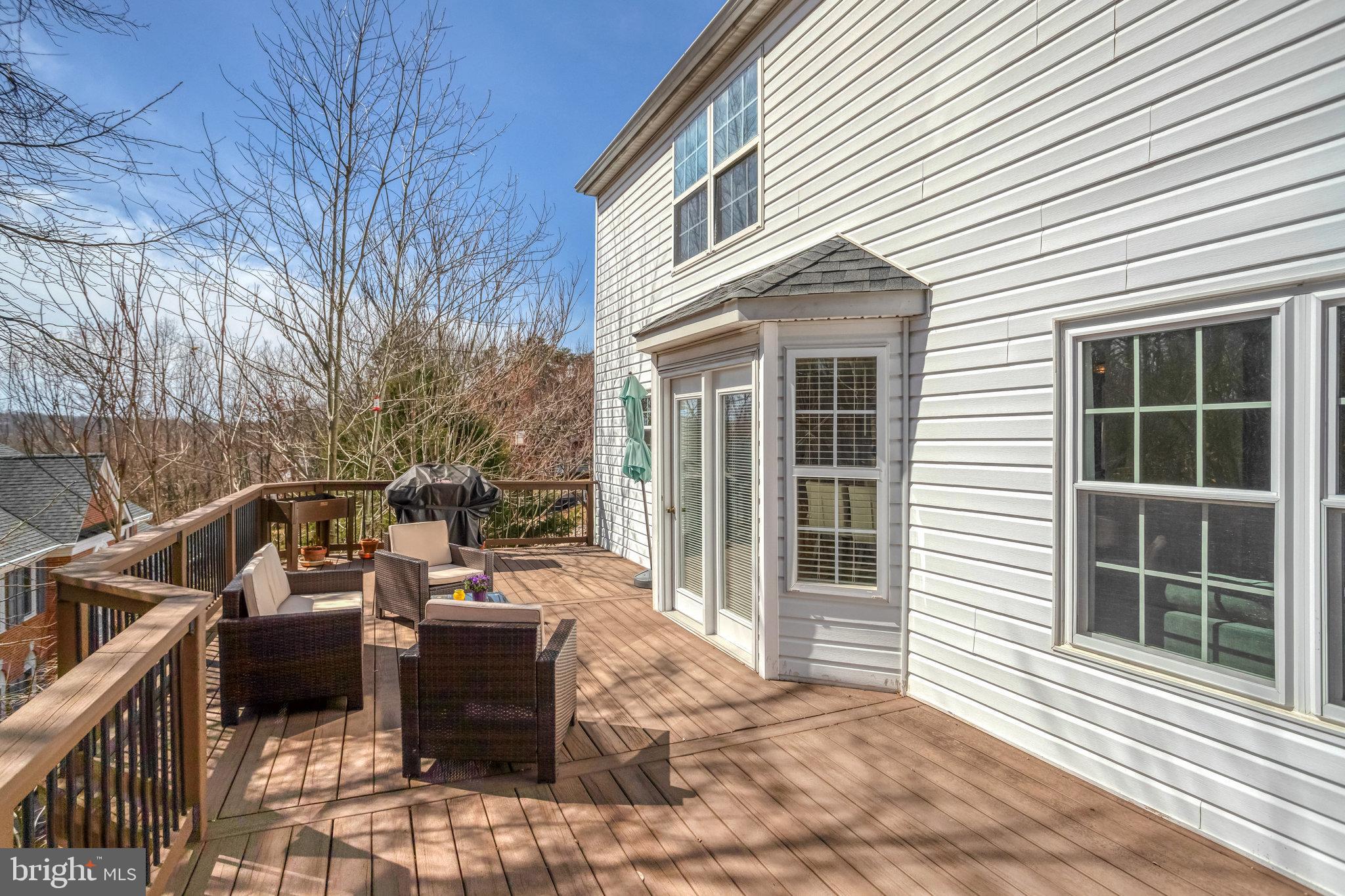 LEE'S HILL - Residential