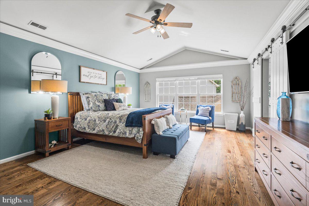 HOLLY HILLS - Residential