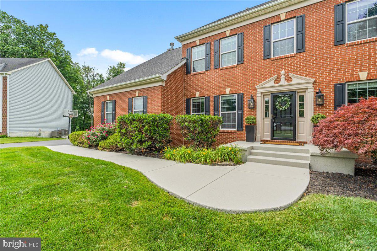 HOLLY HILLS - Residential