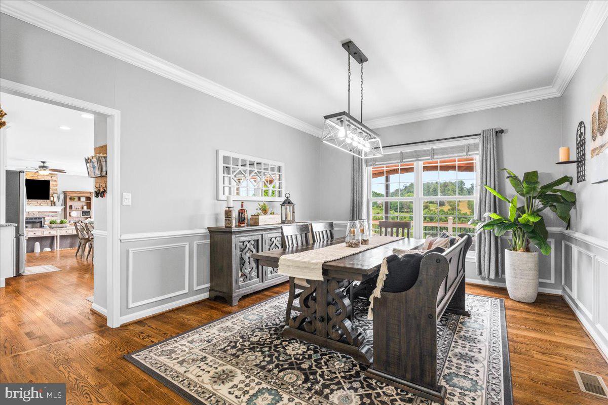 HOLLY HILLS - Residential