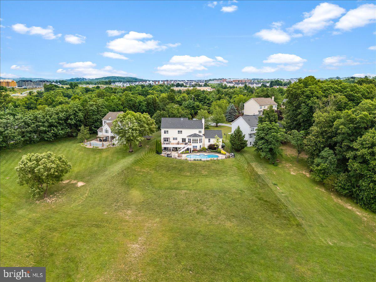 HOLLY HILLS - Residential