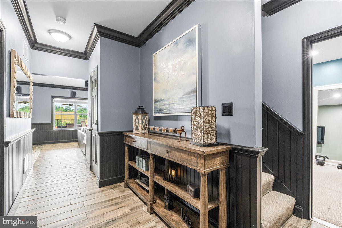 HOLLY HILLS - Residential
