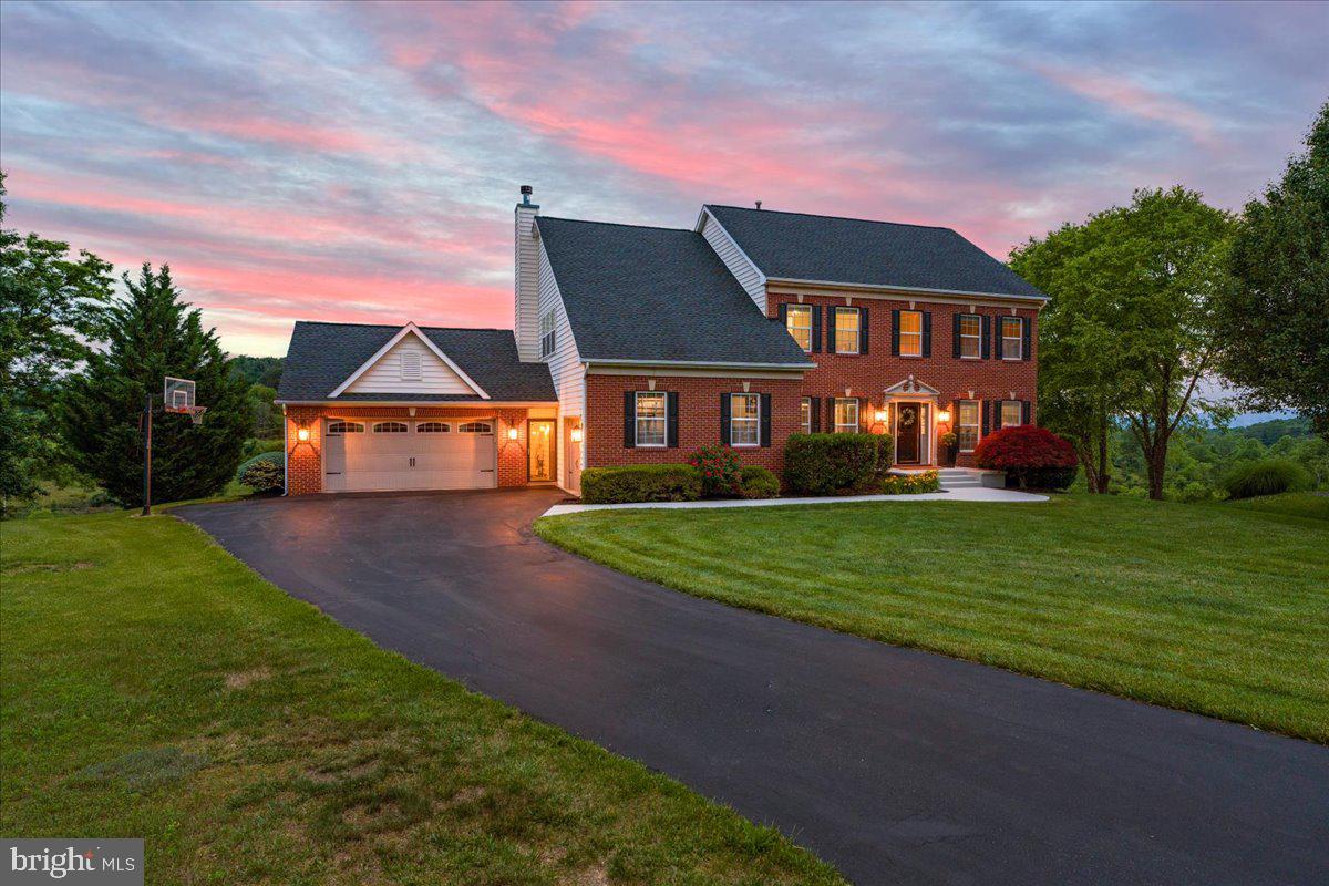 HOLLY HILLS - Residential