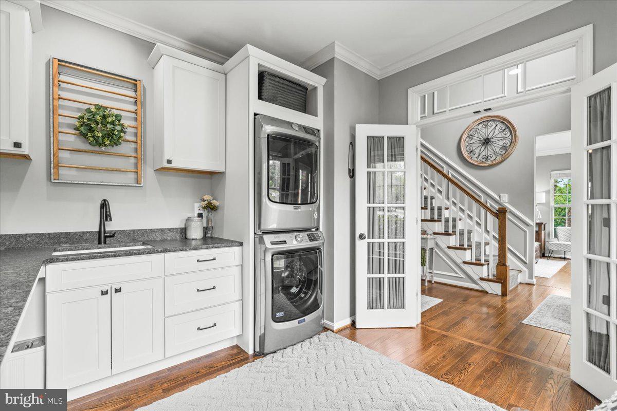 HOLLY HILLS - Residential