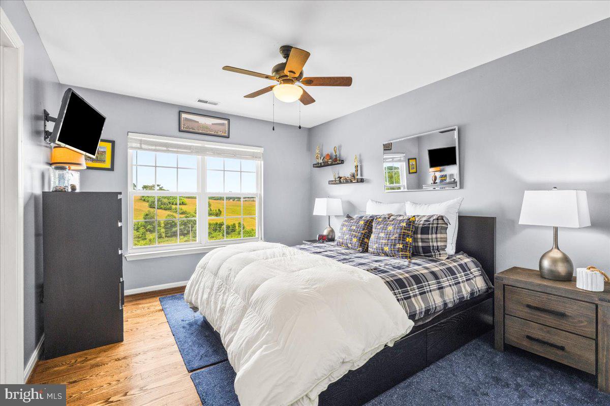 HOLLY HILLS - Residential