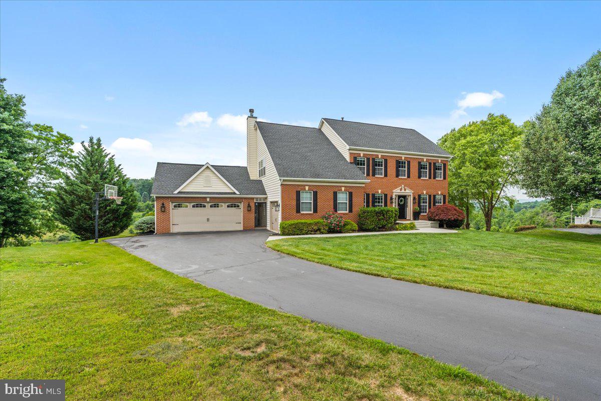 HOLLY HILLS - Residential