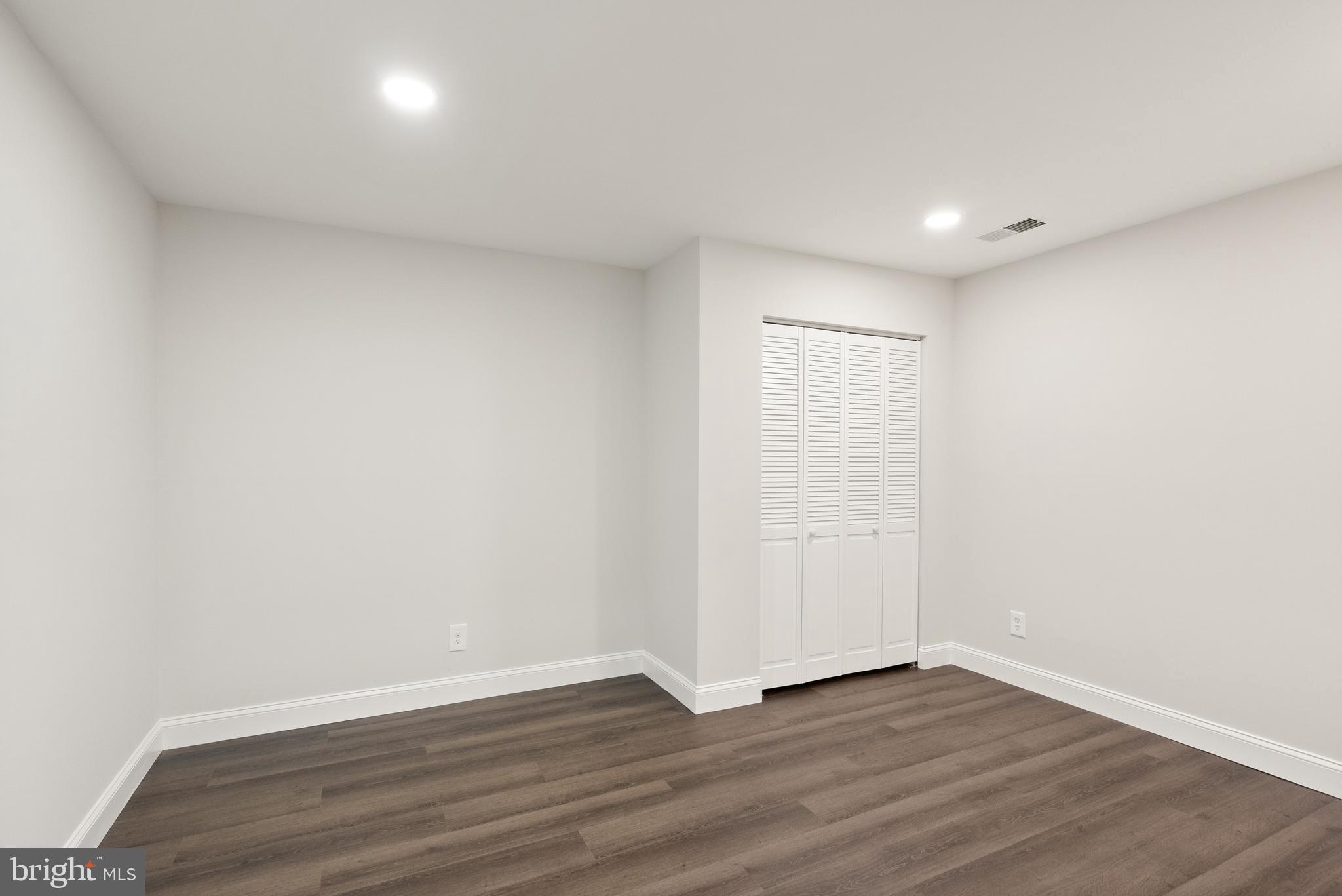 RAINTREE - Residential