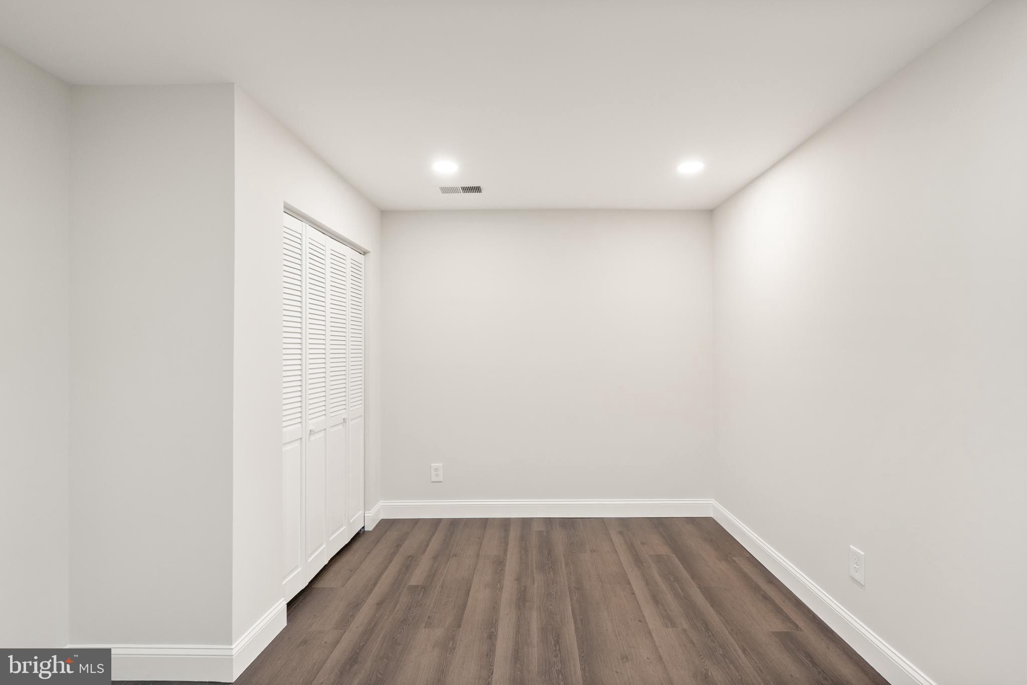 RAINTREE - Residential