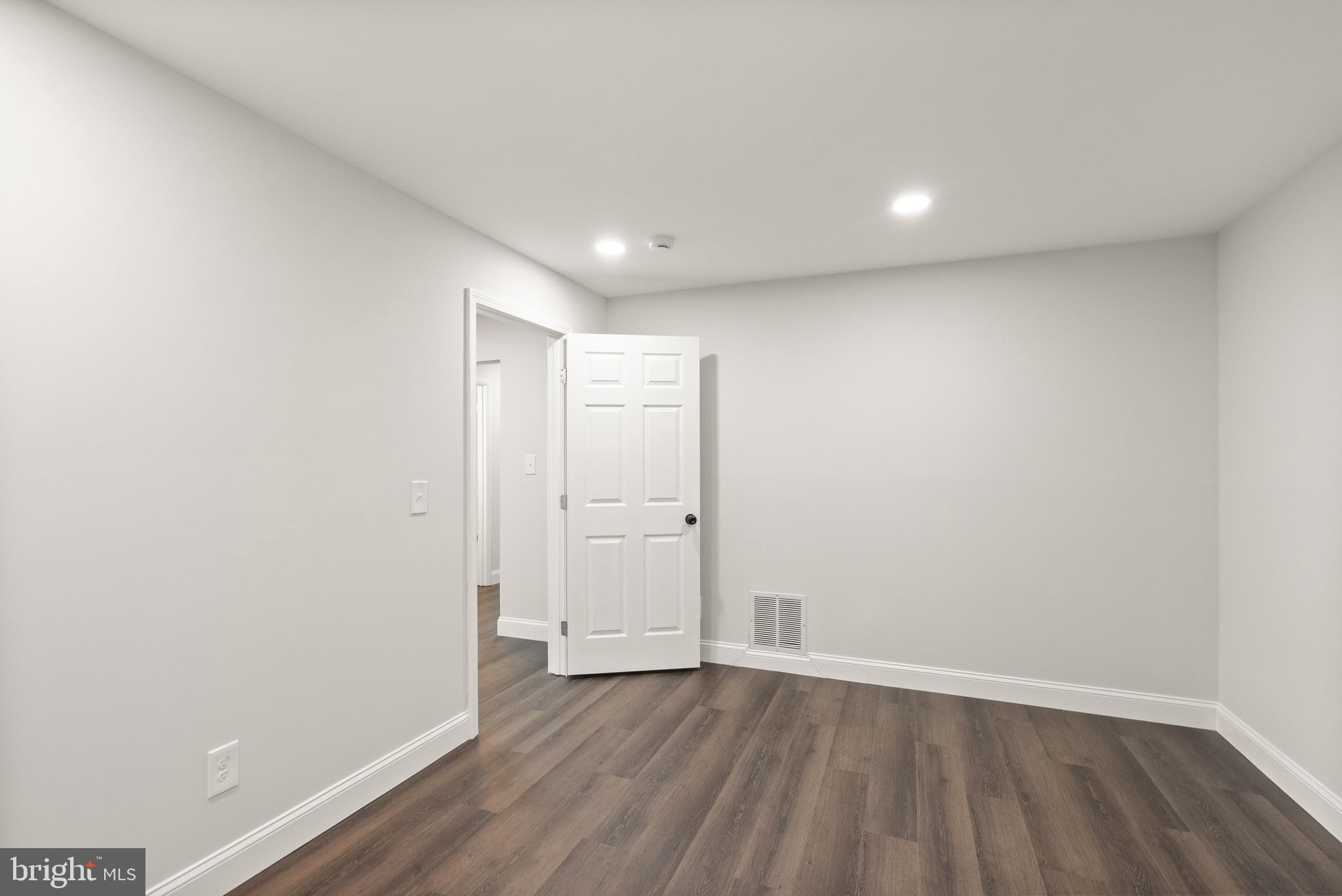 RAINTREE - Residential