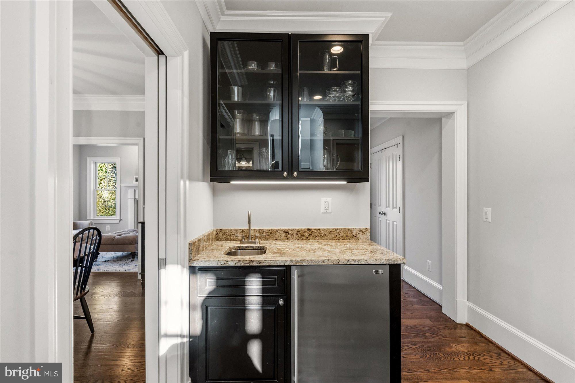 BEVERLEY HILLS - Residential