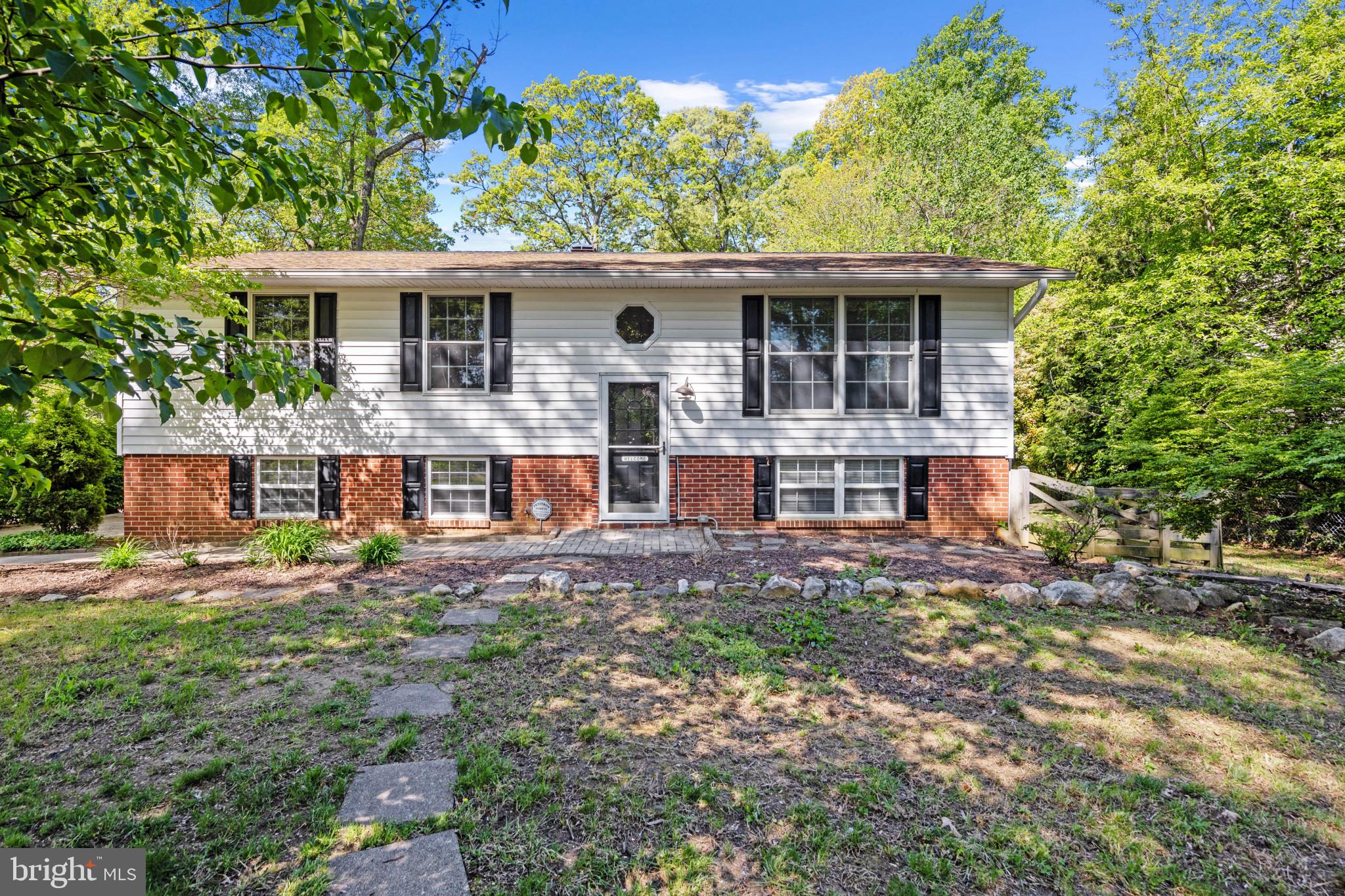 Large 4-bedroom 2-bath rancher/rambler in the highly desirable water-oriented community of Hillsmere.
Large backyard with firepit. Covered 2nd floor patio with Large enclosed area underneath for whatever you want !
The community of Hillsmere offers countless amenities such as a community beach with panoramic water views out to the South River as well as a community pool, plus a boat marina AND numerous water access points. One other thing that makes Hillsmere special is the vicinity to Quiet Waters Park which has over 300 acres of parkland featuring trails, a dog park, and summer concerts!