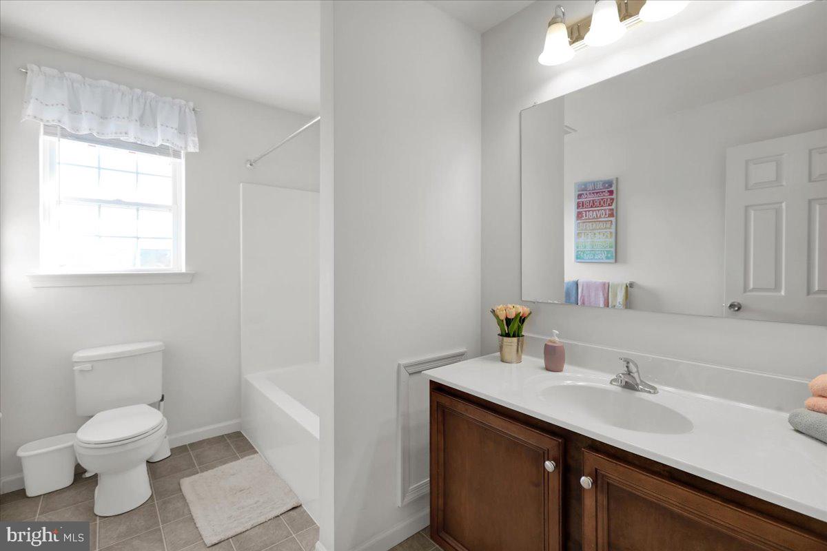 MEADOWBROOK - Residential