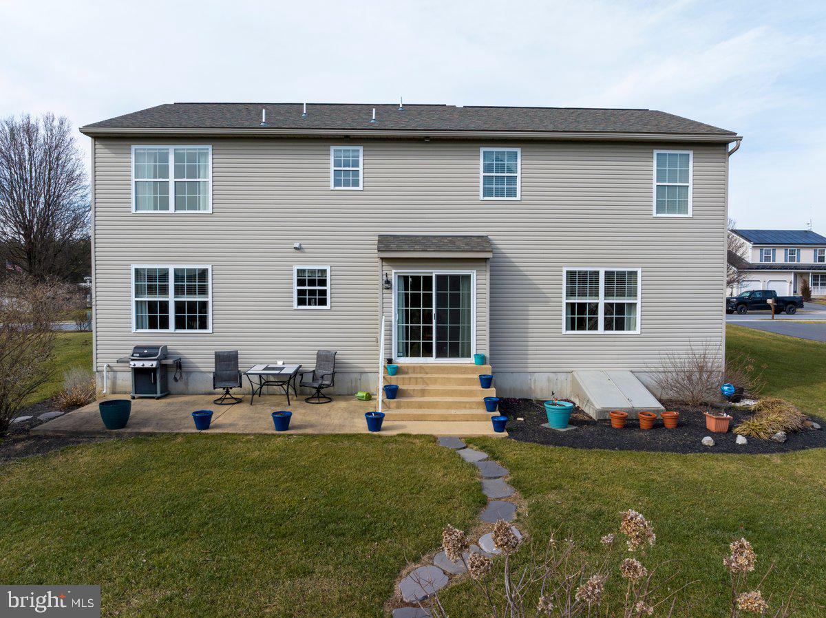 MEADOWBROOK - Residential