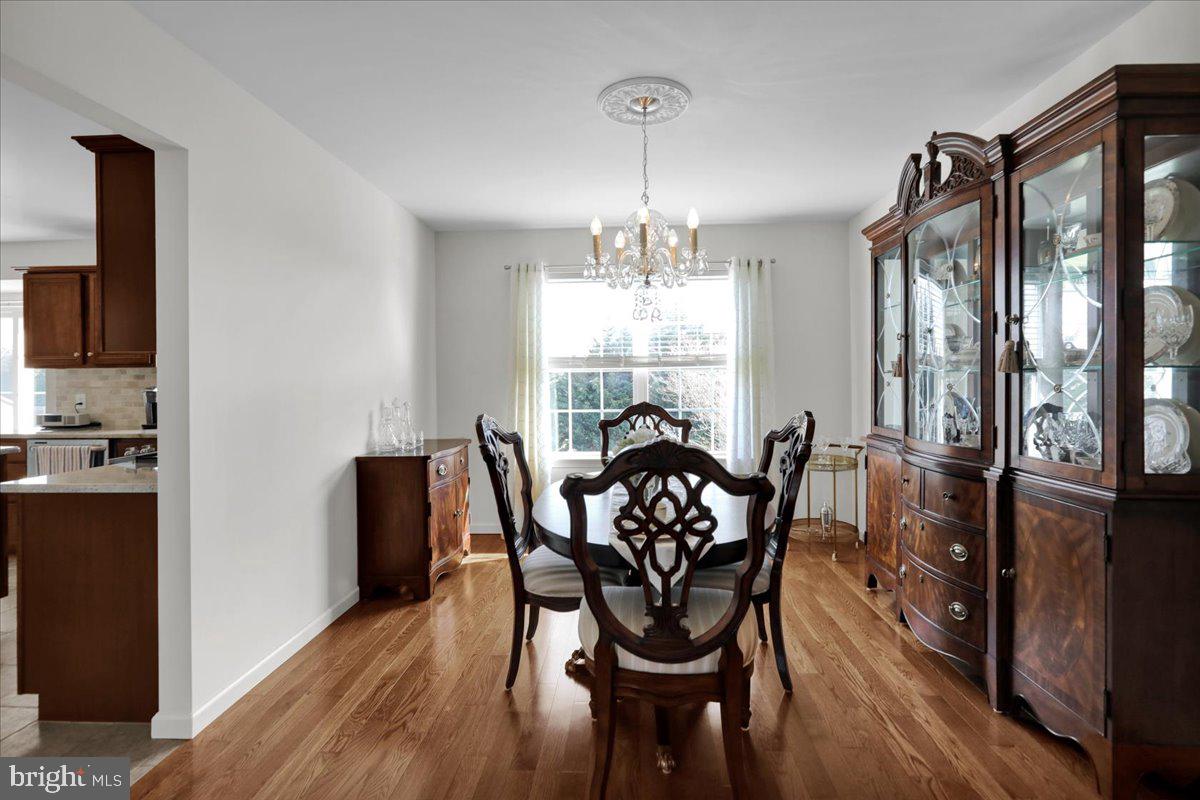 MEADOWBROOK - Residential