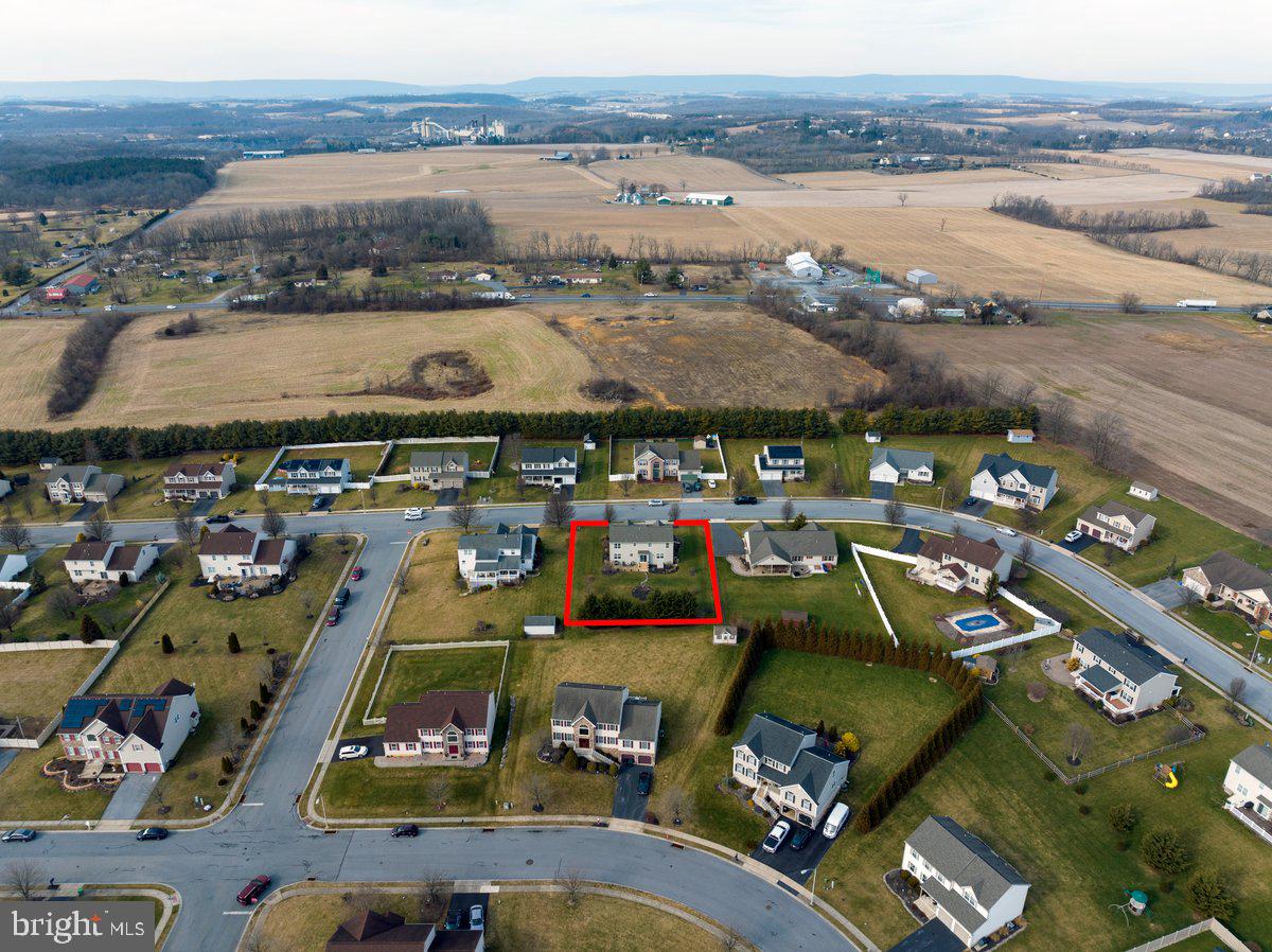 MEADOWBROOK - Residential