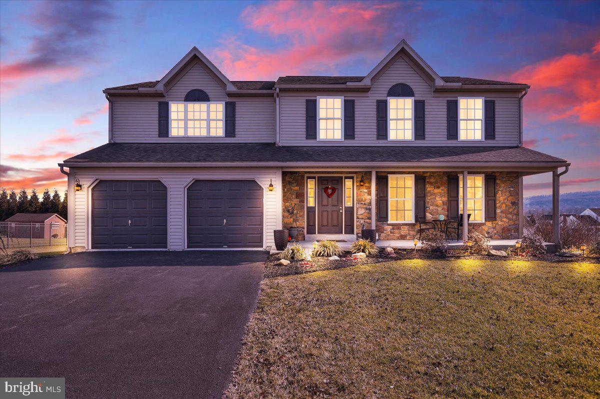 MEADOWBROOK - Residential