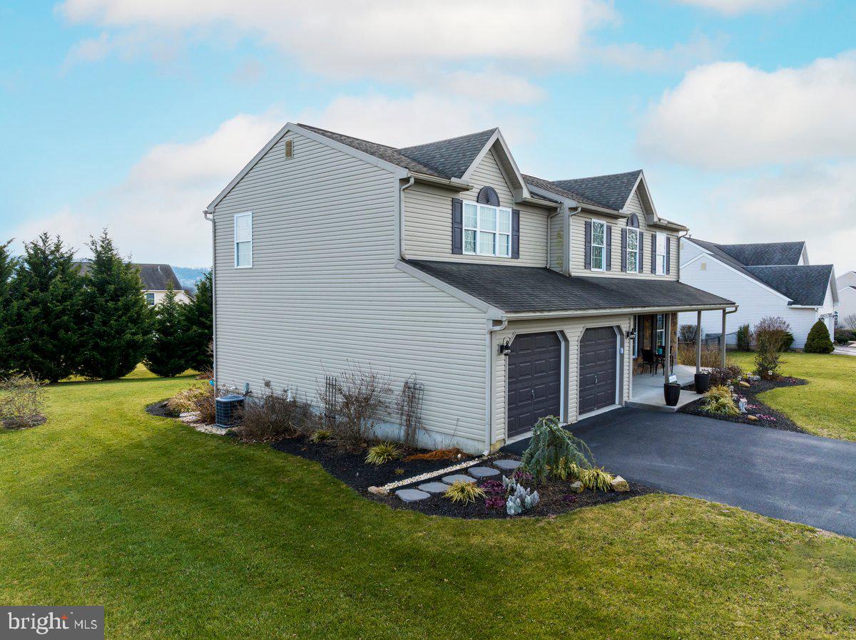 MEADOWBROOK - Residential