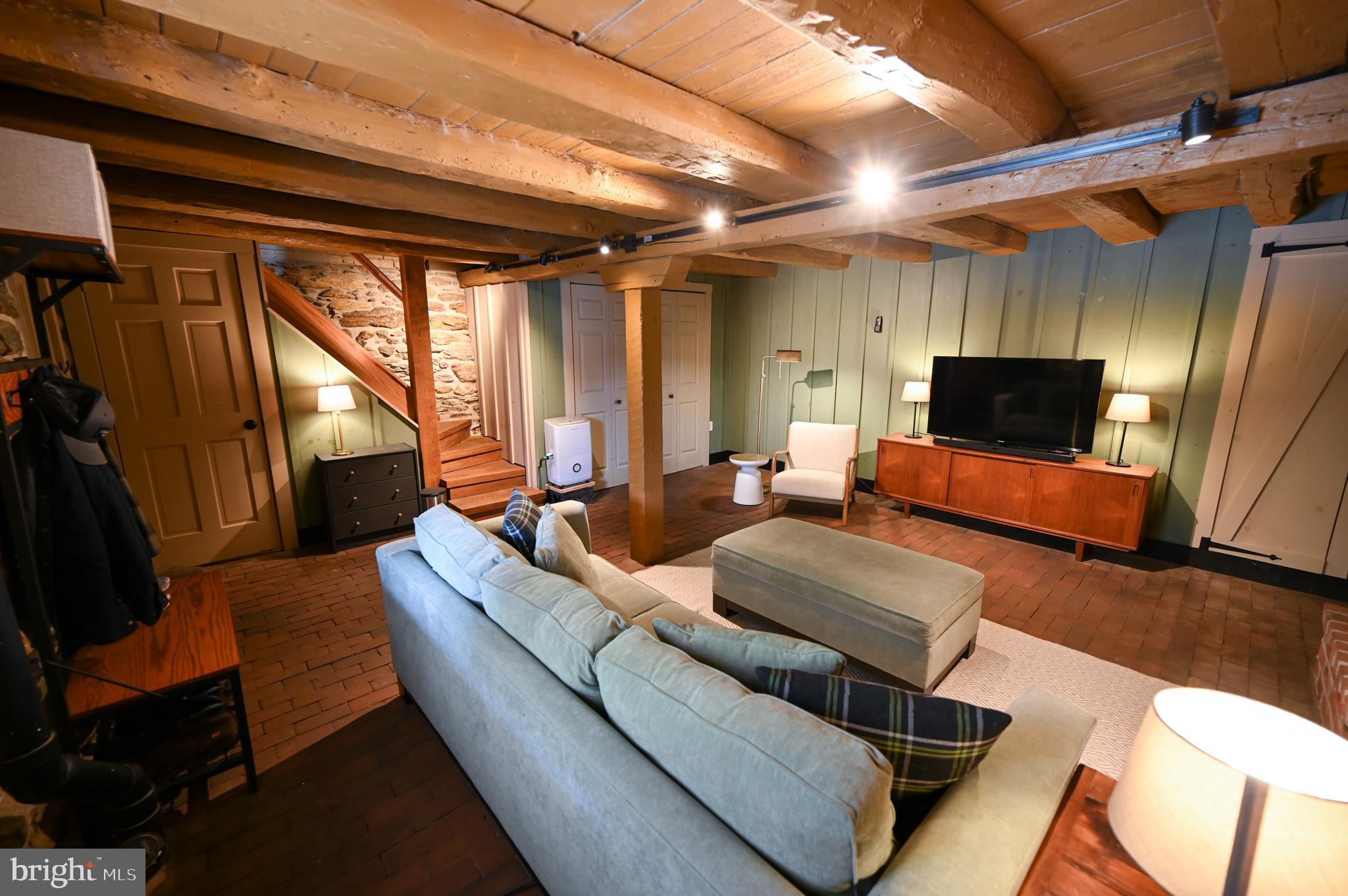RAILROAD BORO - Residential