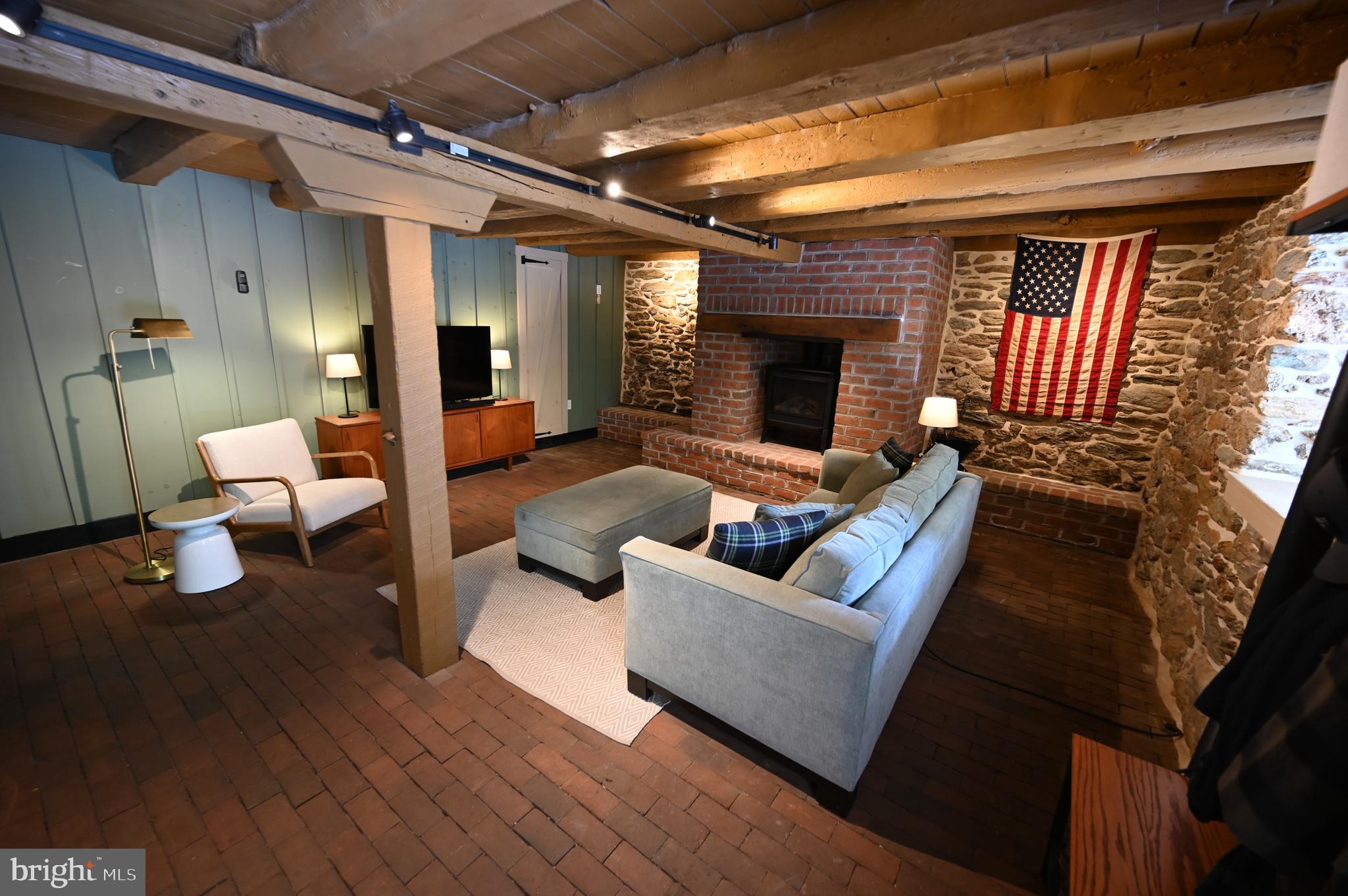 RAILROAD BORO - Residential