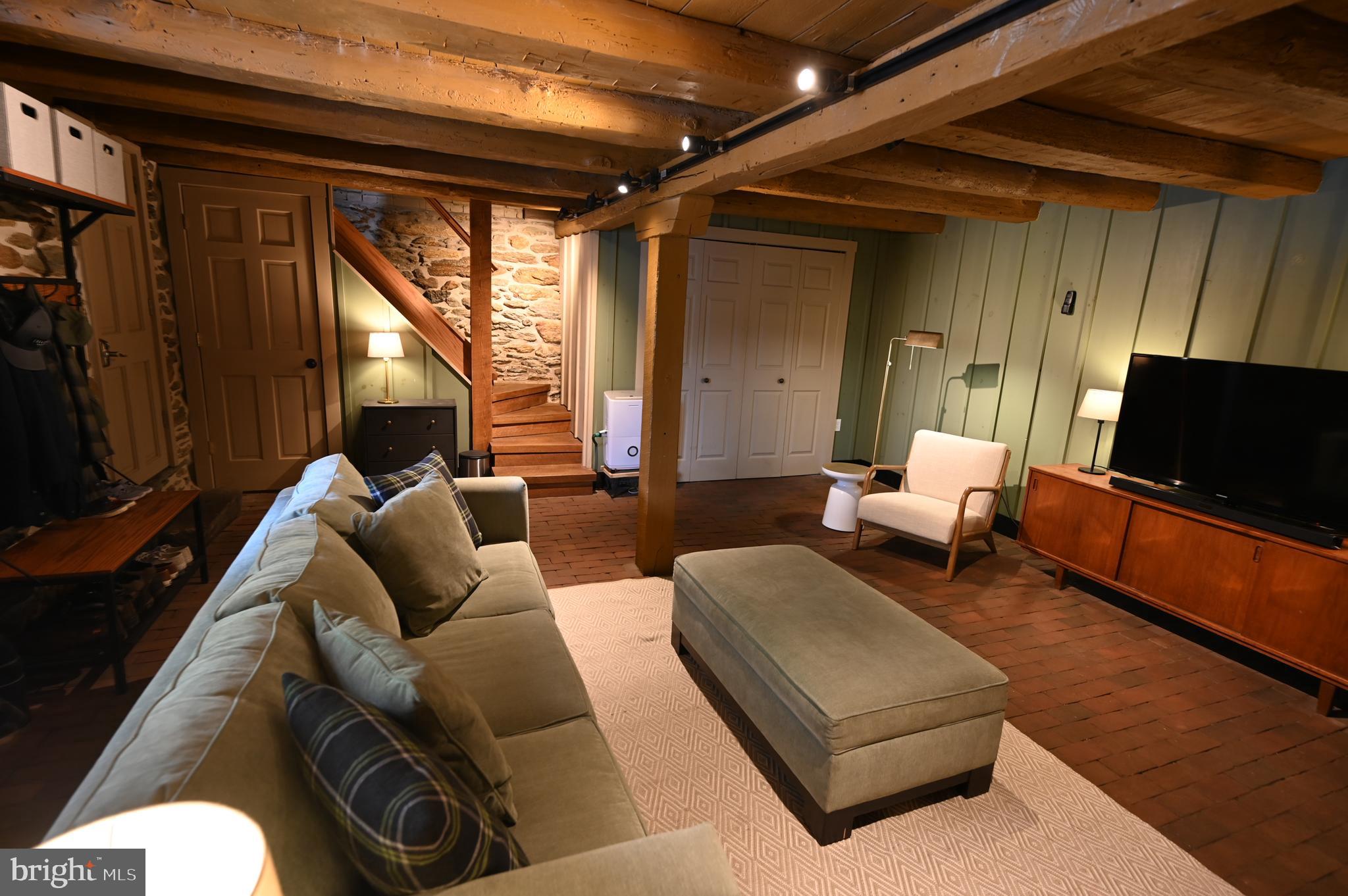 RAILROAD BORO - Residential