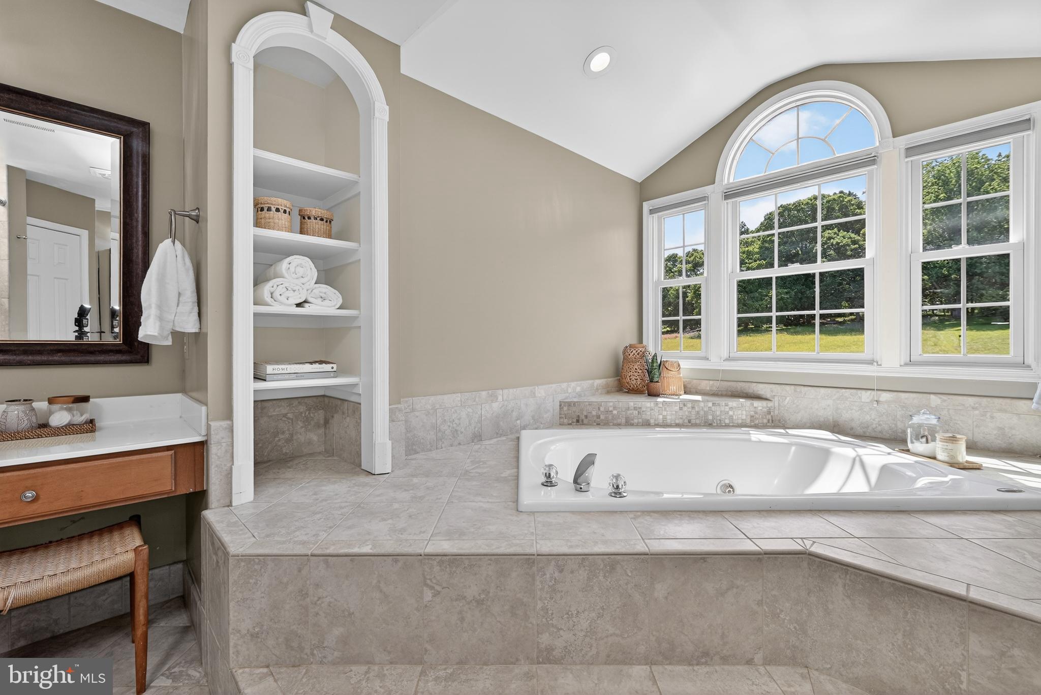 DARNESTOWN KNOLLS - Residential