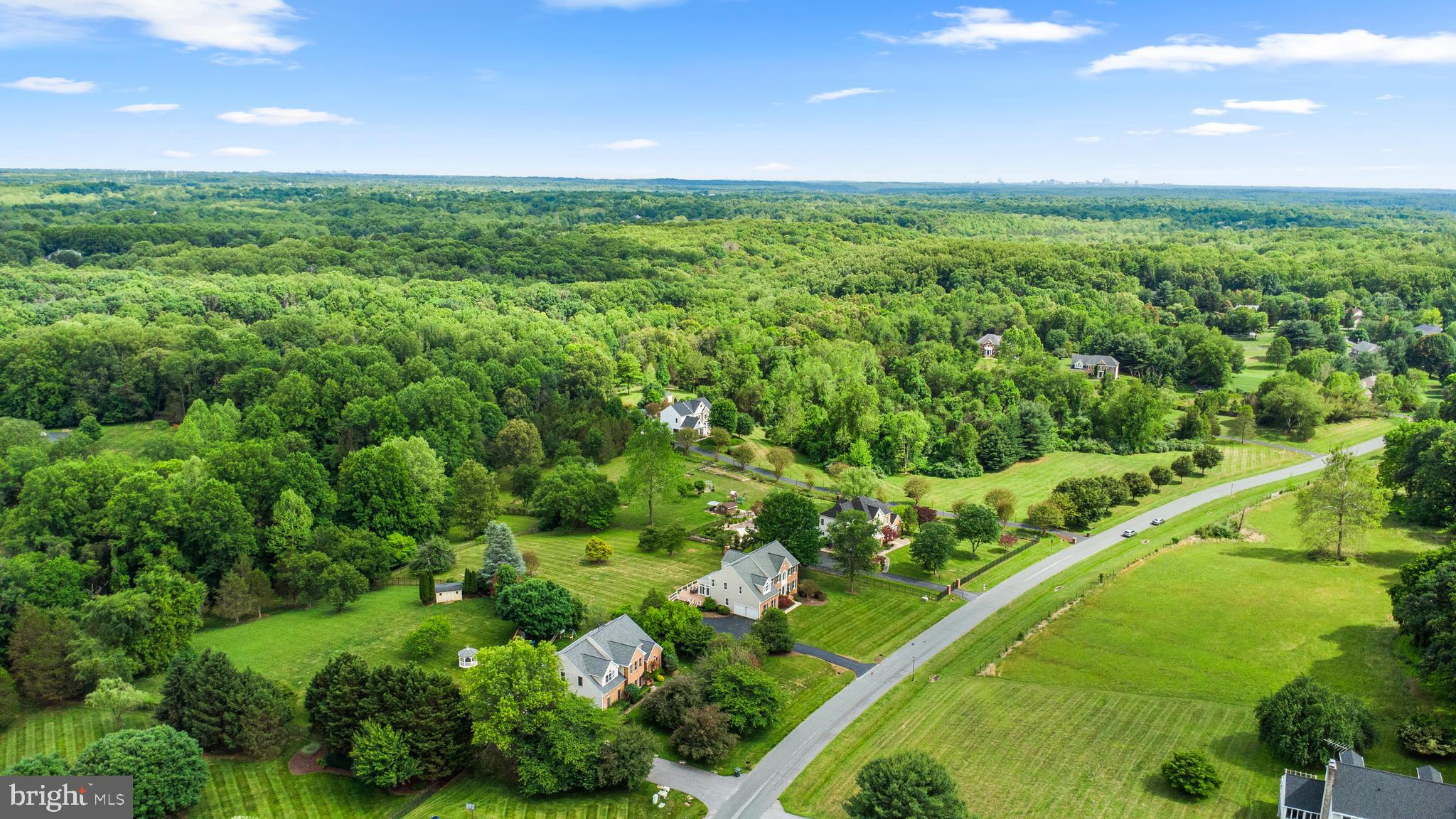 DARNESTOWN KNOLLS - Residential