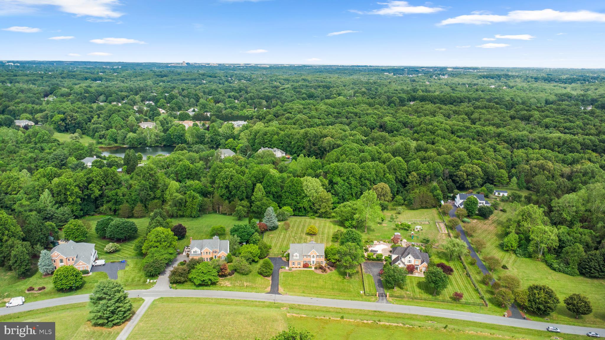 DARNESTOWN KNOLLS - Residential