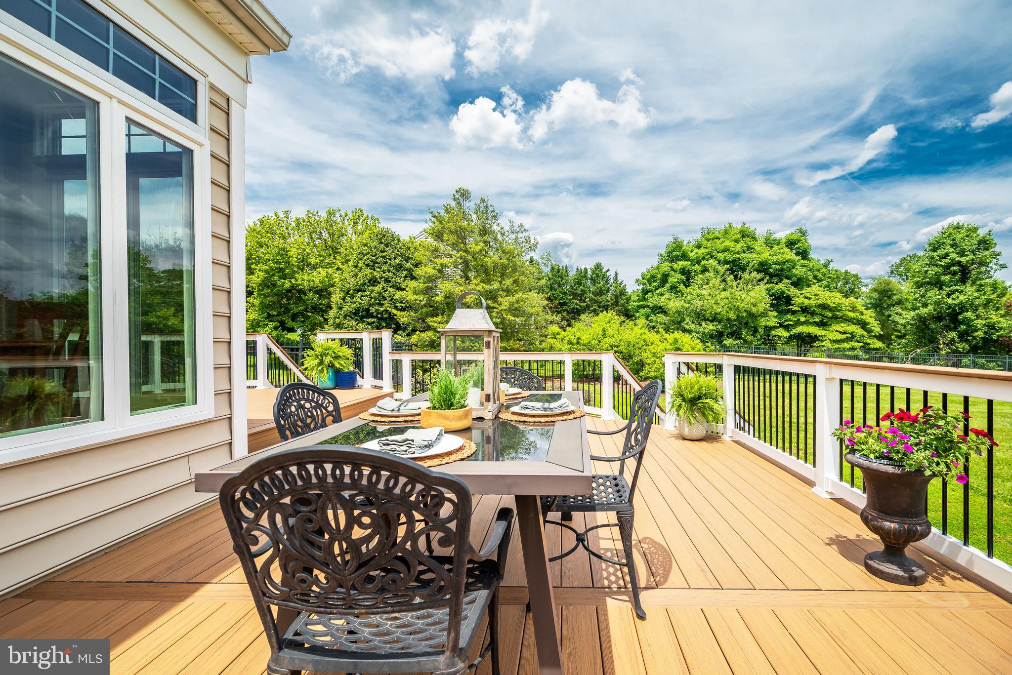 DARNESTOWN KNOLLS - Residential