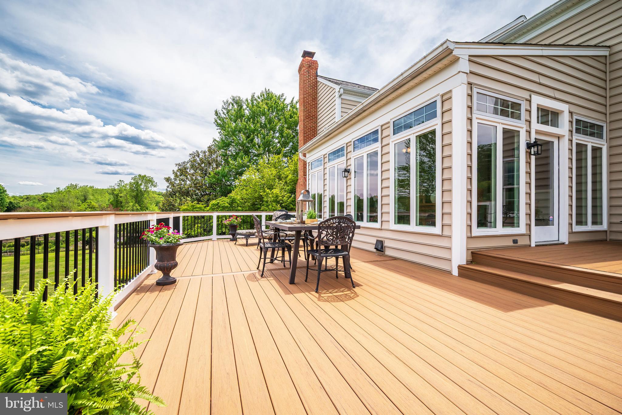 DARNESTOWN KNOLLS - Residential
