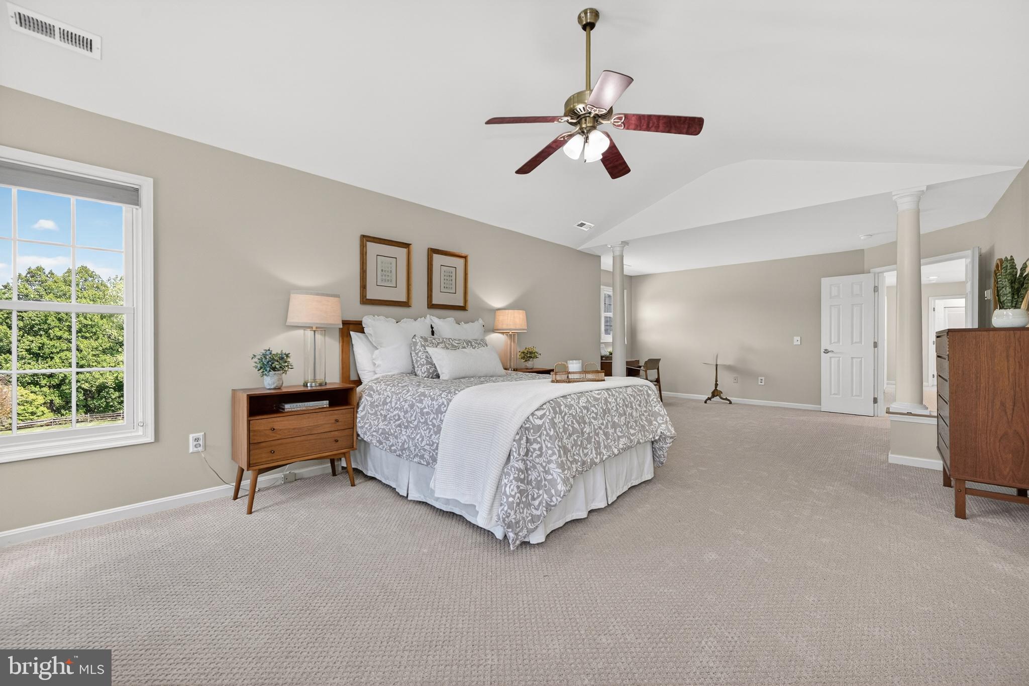 DARNESTOWN KNOLLS - Residential