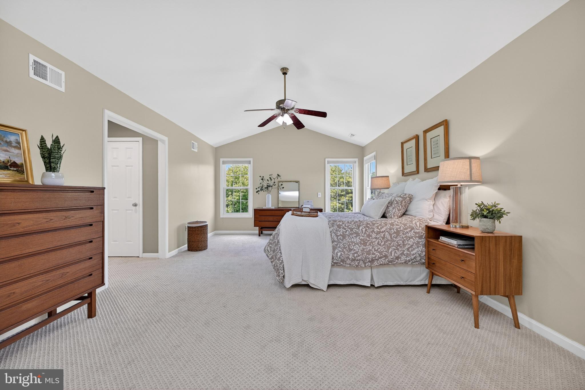DARNESTOWN KNOLLS - Residential