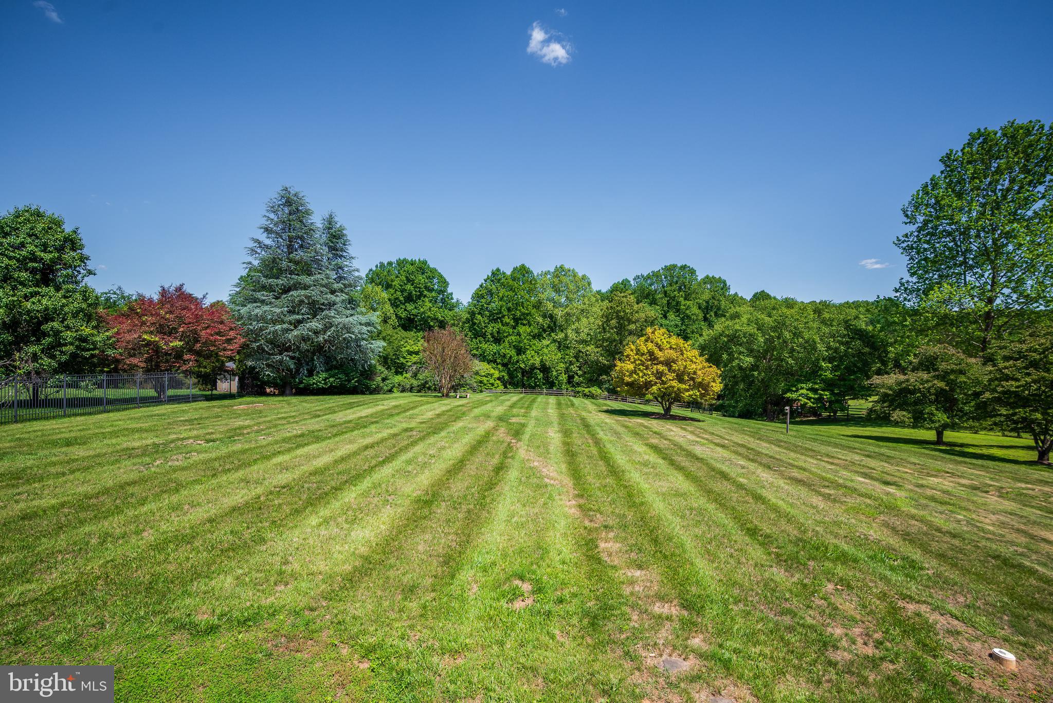 DARNESTOWN KNOLLS - Residential