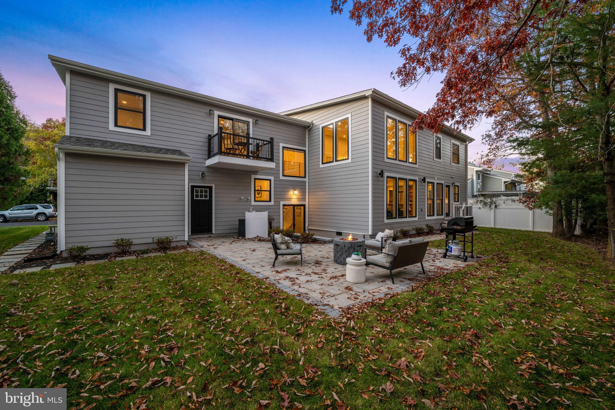 HARRISON GROVE - Residential