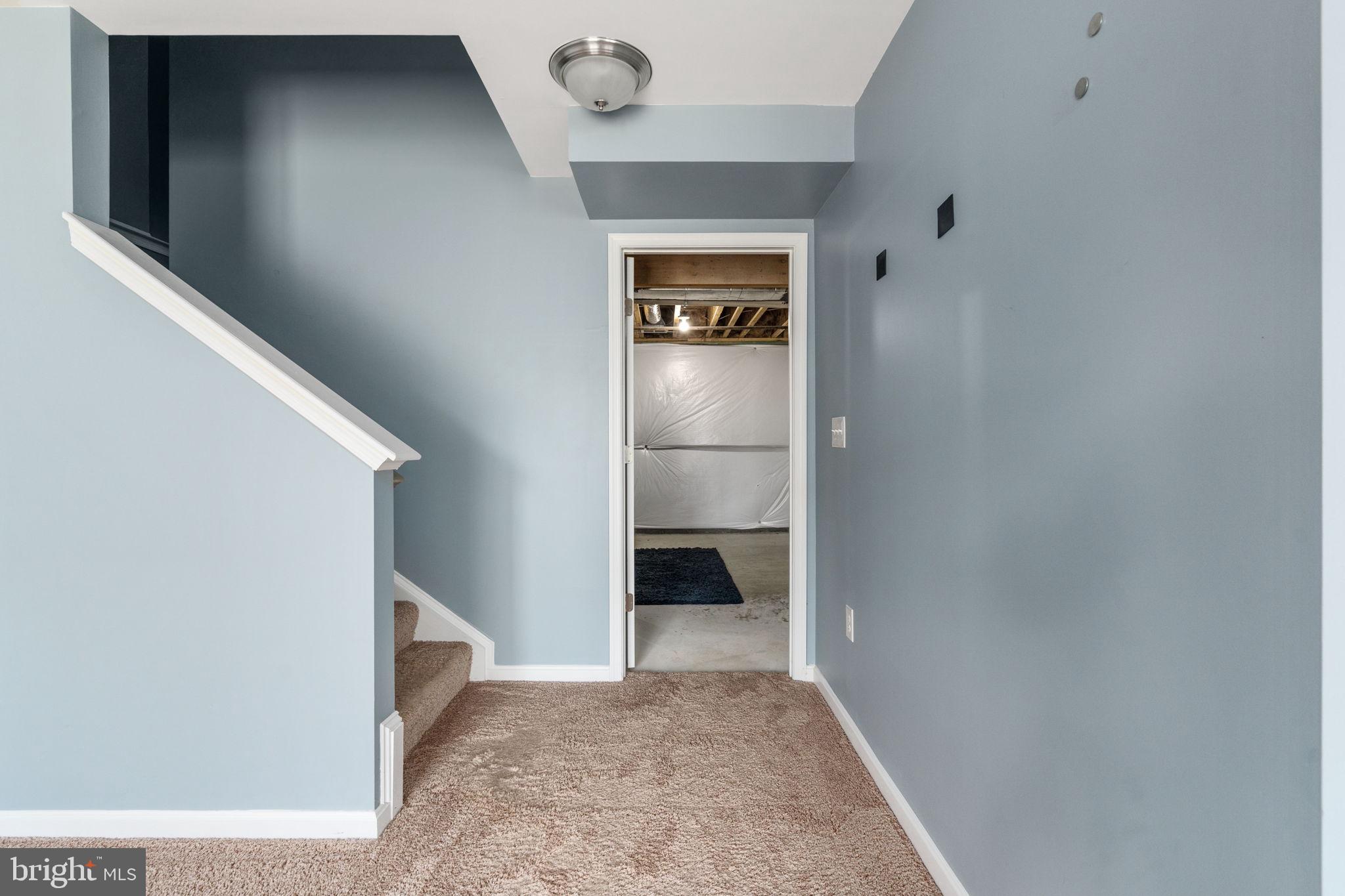SOUTHGATE - Residential Lease