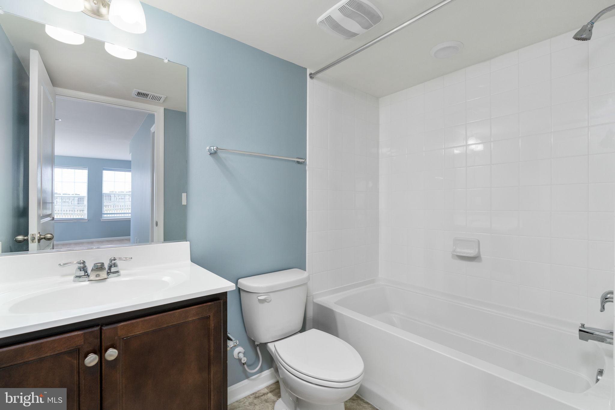 SOUTHGATE - Residential Lease
