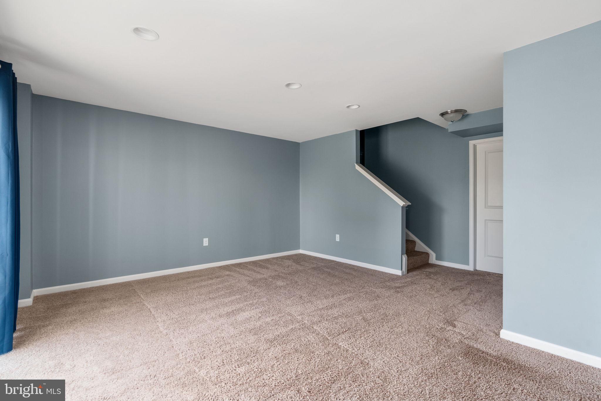 SOUTHGATE - Residential Lease