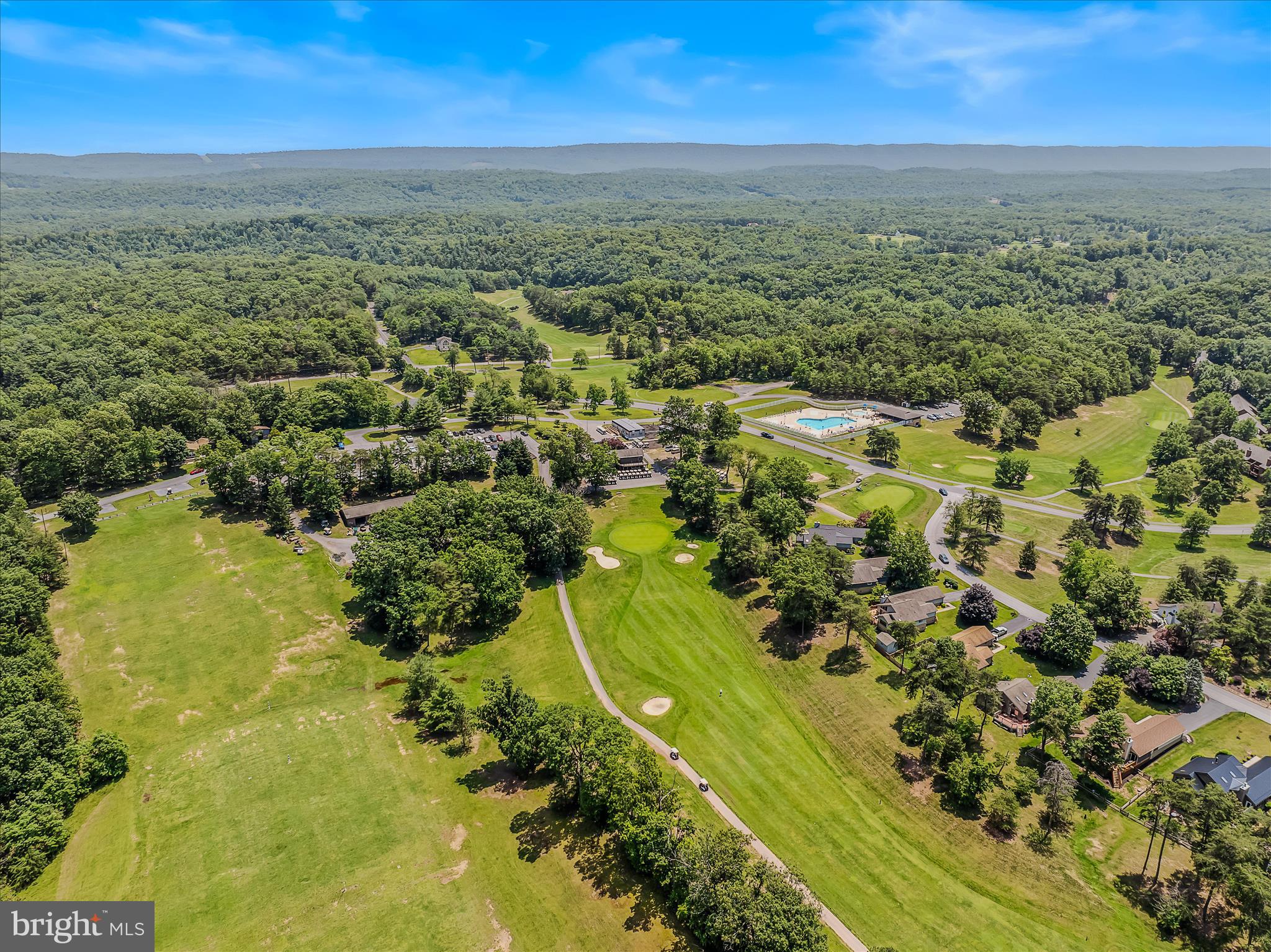 THE WOODS RESORT - Residential
