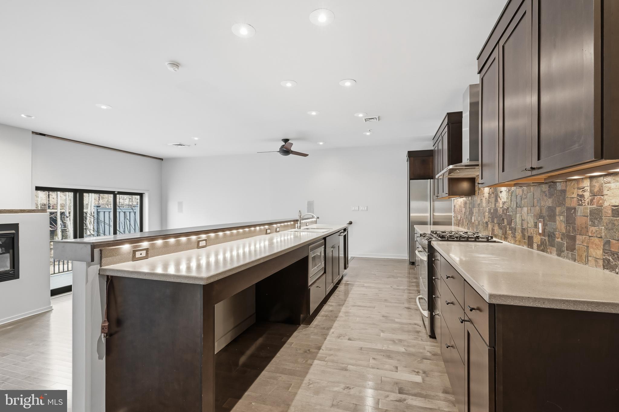 ROCKFORD PARK - Residential