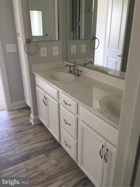 LAKE FREDERICK - Residential