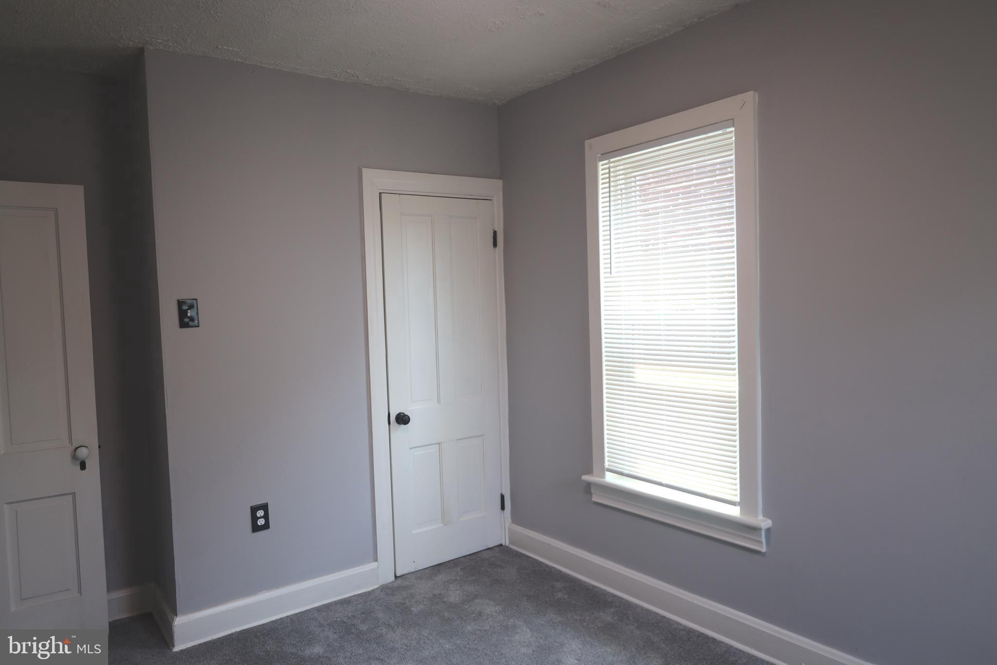 HAGERSTOWN - Residential